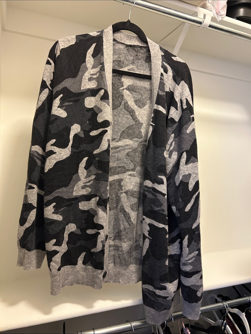 Men's Open-Front Camouflage Cardigan - 100% cashmere